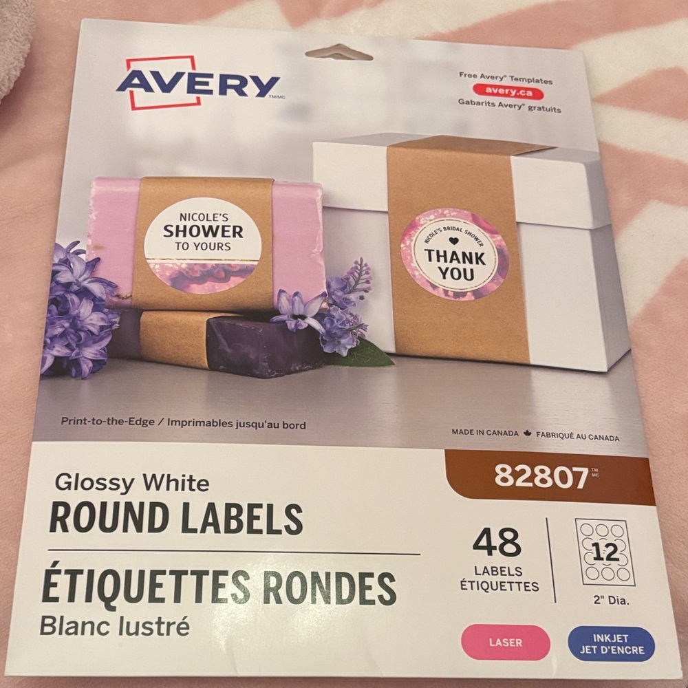 Avery Glossy White Round Labels for Laser Printers